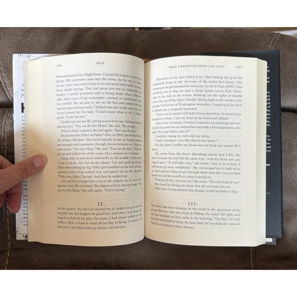 Solo‎ : A Memoir of Hope by Hope Solo (2012, Hardcover)